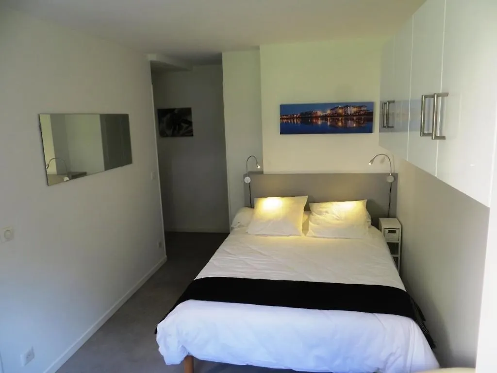 Appartement Pratique, Complet Sur, Metro Et Parking; Proche Du Centre, De La Gare, De La Rocade, D'Un Supermarche. Tout A Pied. Toulouse Frankrijk